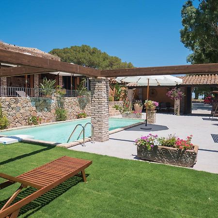 Antico Casale Del Poggio Hotel Capoterra Ngoại thất bức ảnh