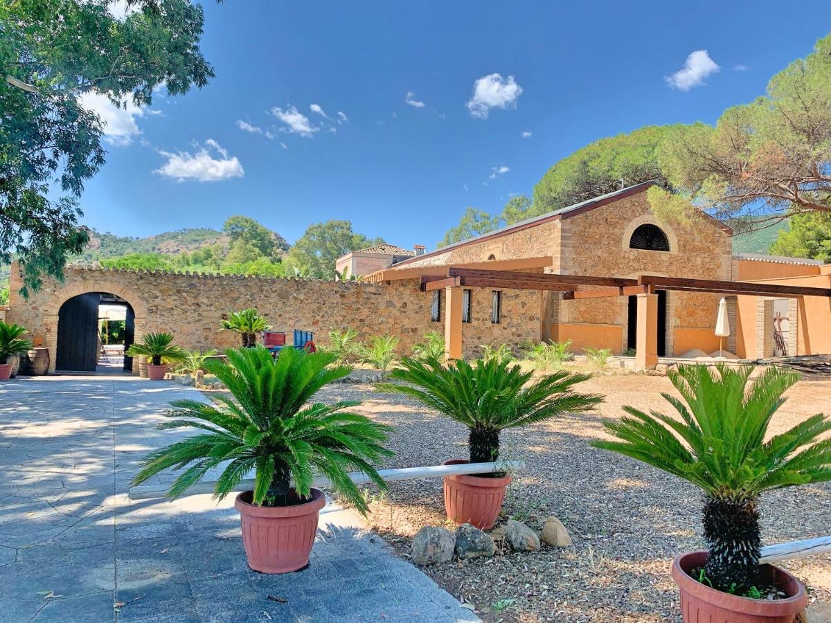 Antico Casale Del Poggio Hotel Capoterra Ngoại thất bức ảnh