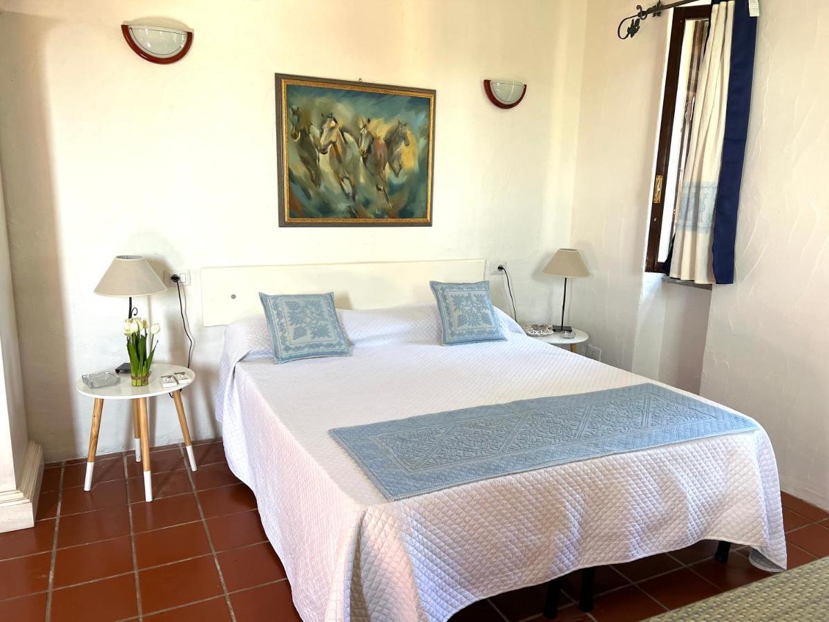 Antico Casale Del Poggio Hotel Capoterra Ngoại thất bức ảnh