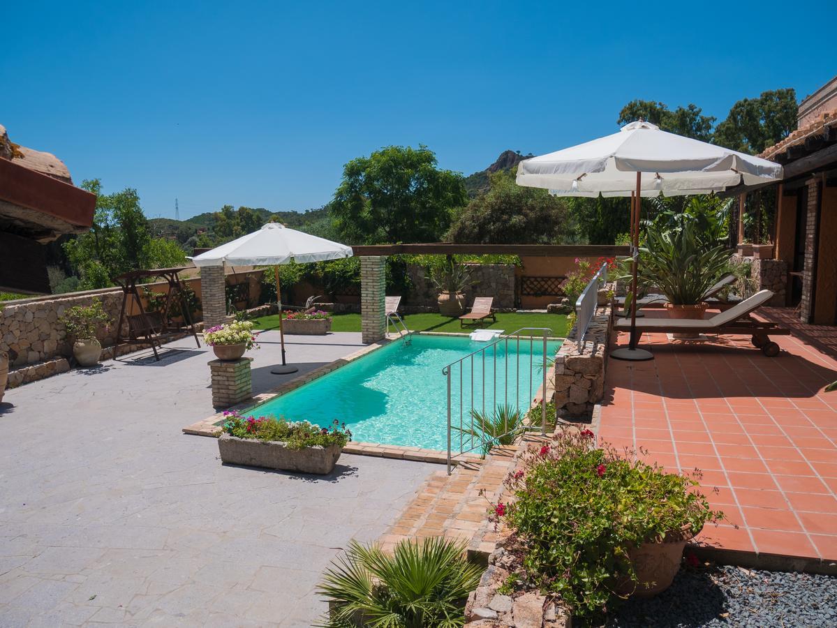 Antico Casale Del Poggio Hotel Capoterra Ngoại thất bức ảnh